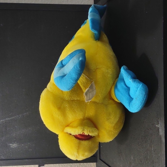DISNEY VINTAGE LITTLE MERMAID FLOUNDER PLUSH YELLOW FISH DISNEYLAND DISNEY WORLD - Picture 5 of 10